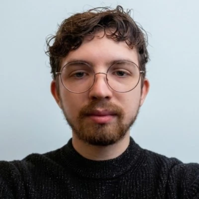 Samuel Nava's headshot