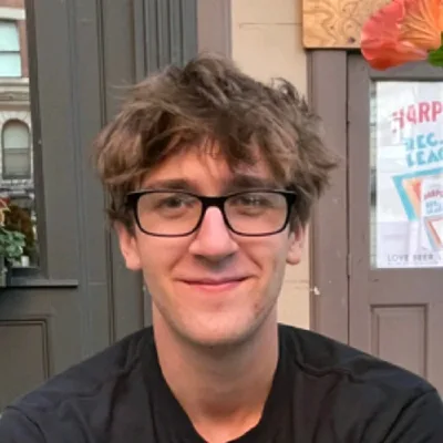 Tyler Barnes's headshot